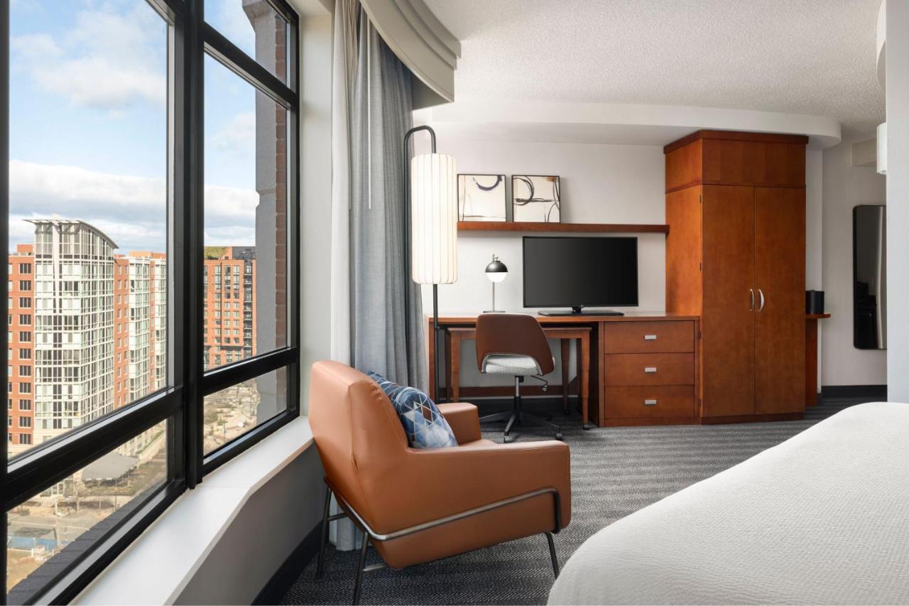 Hotel Courtyard By Marriott Capitol Hill/navy Yard 3*