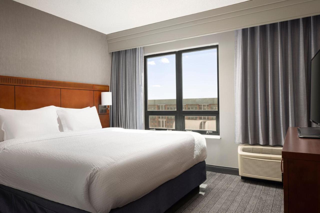 Hotel Courtyard By Marriott Capitol Hill/navy Yard